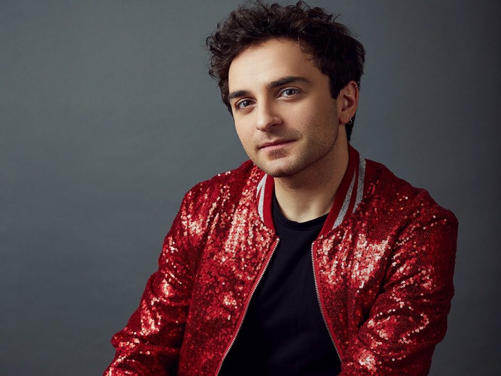 Il cantante MAVA, musica