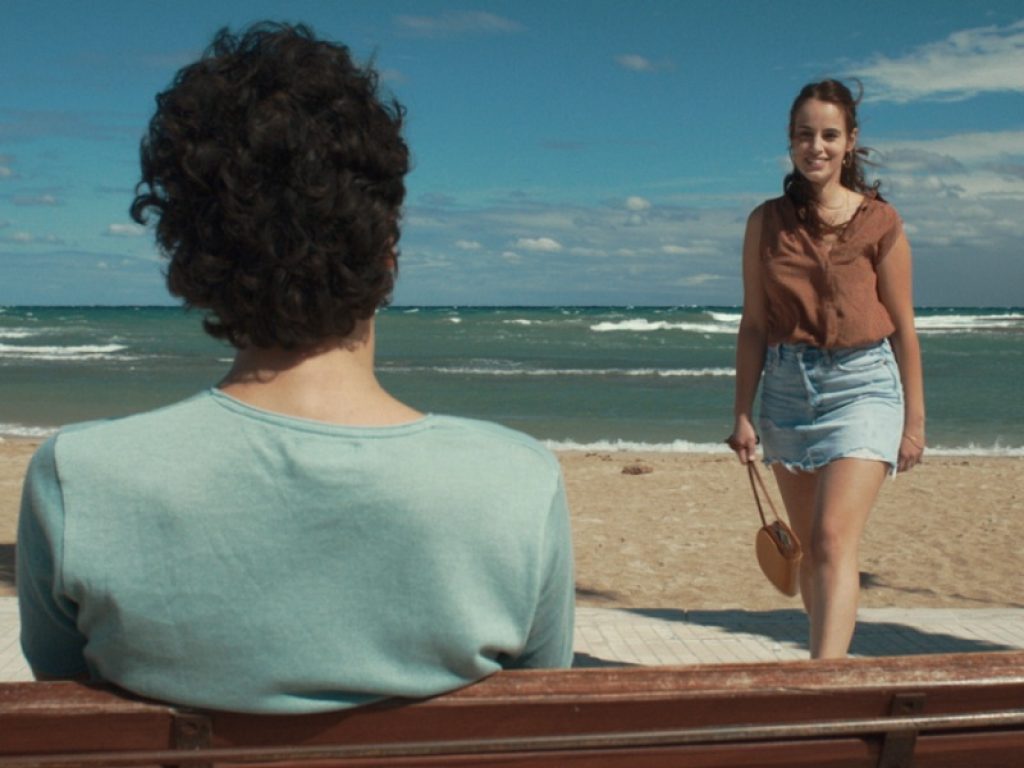 Di notte, sul mare: il film arriva su Rai Play