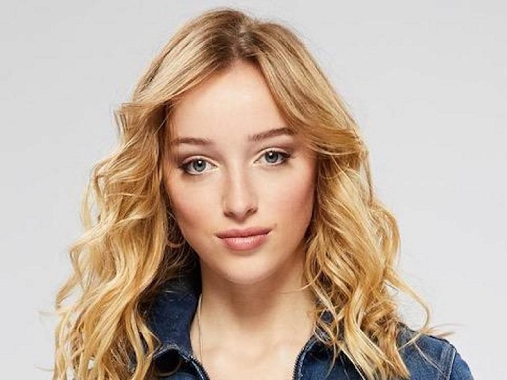 Phoebe Dynevor, cinema