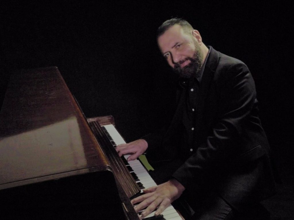 Fuori la nuova canzone terapeutica di Adriano Formoso