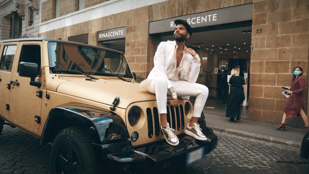 Beauty bus federico fashion style