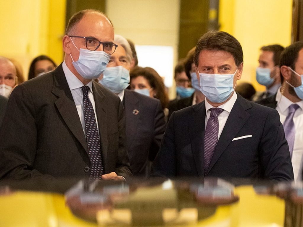 Enrico Letta e Giuseppe Conte, politica
