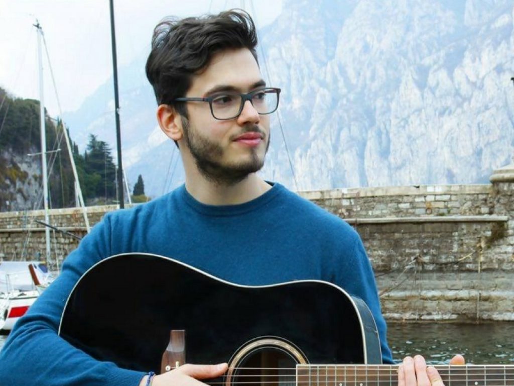 Il cantante Giacomo Luridiana, musica