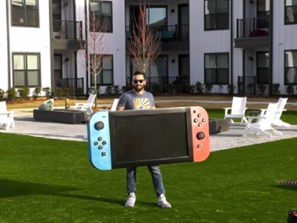 Nintendo Switch gigante, videogiochi