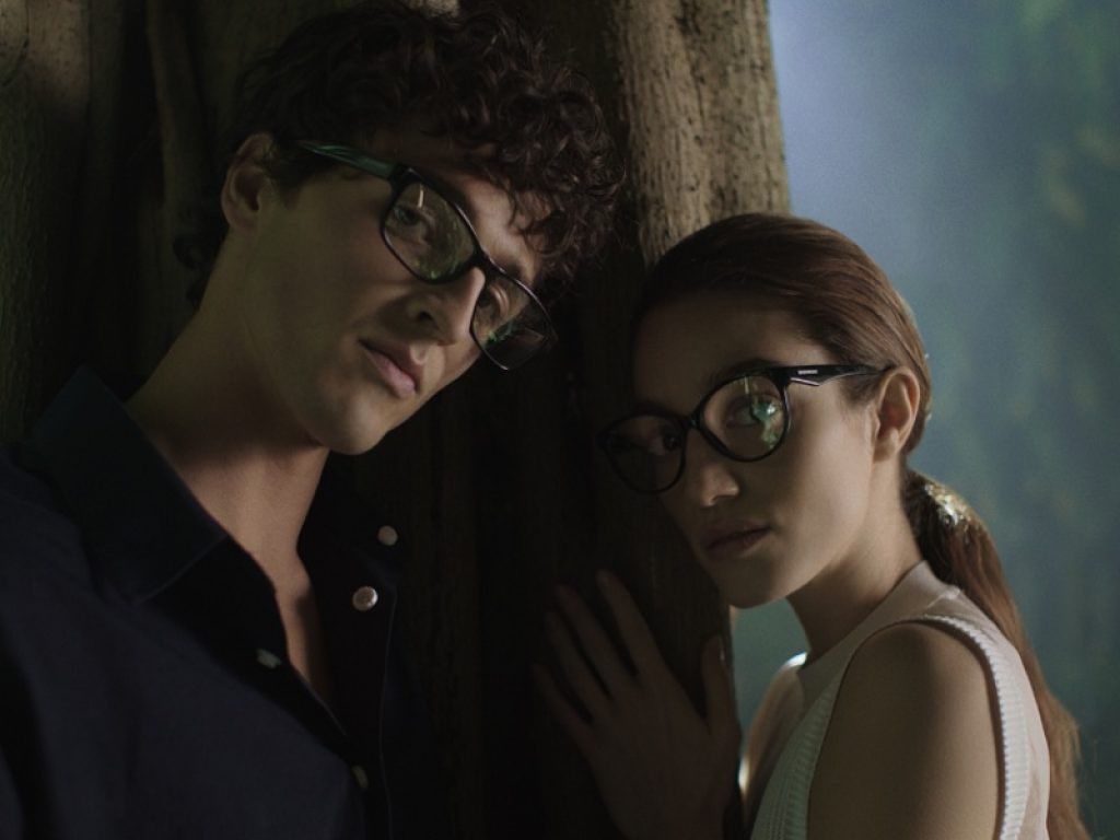 Occhiali Emporio Armani materiali sostenibili, moda