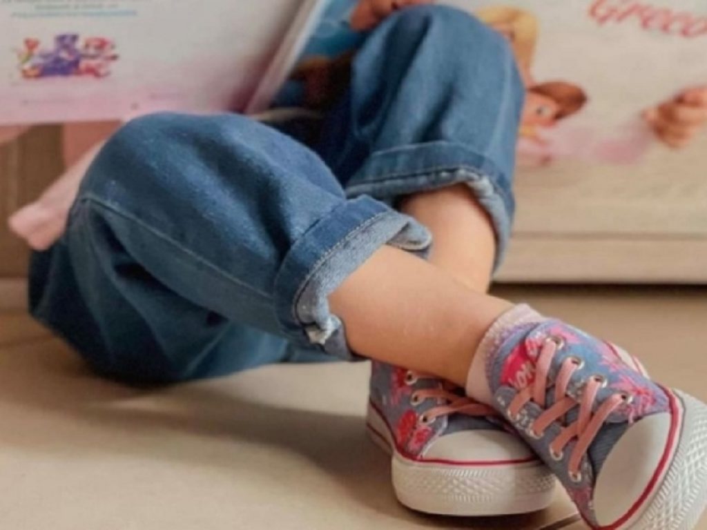 Scarpe da bambini, Shone