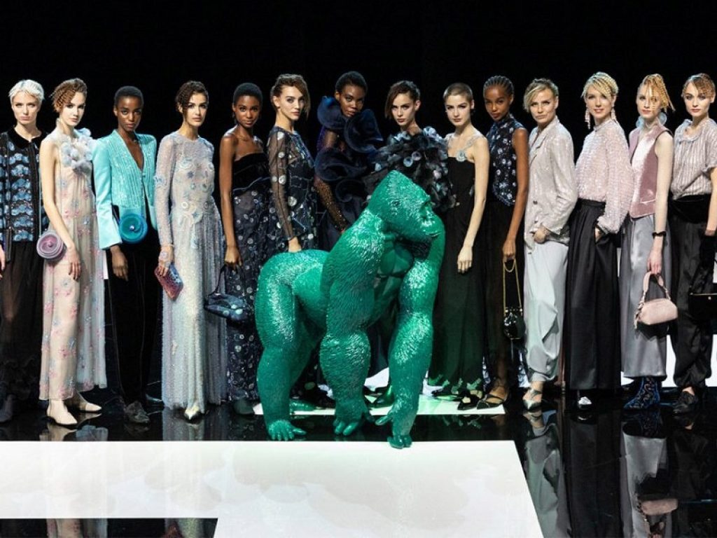 giorgio armani moda sfilate