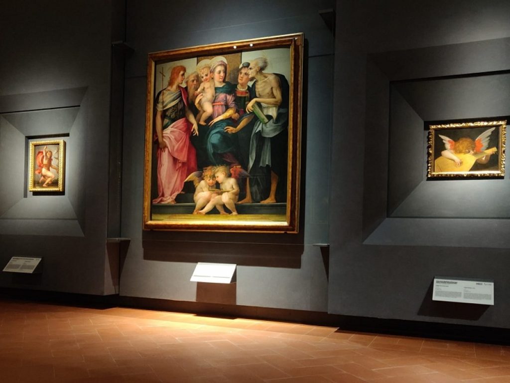Uffizi allestimento rosso fiorentino