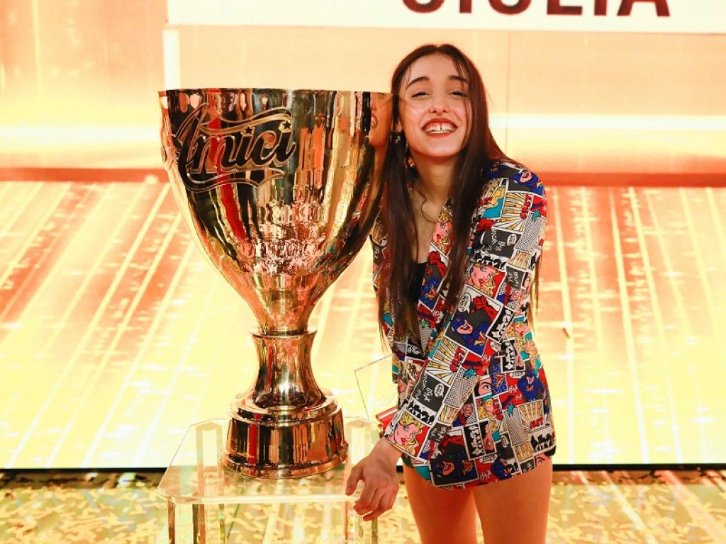 Giulia vincitrice amici 20