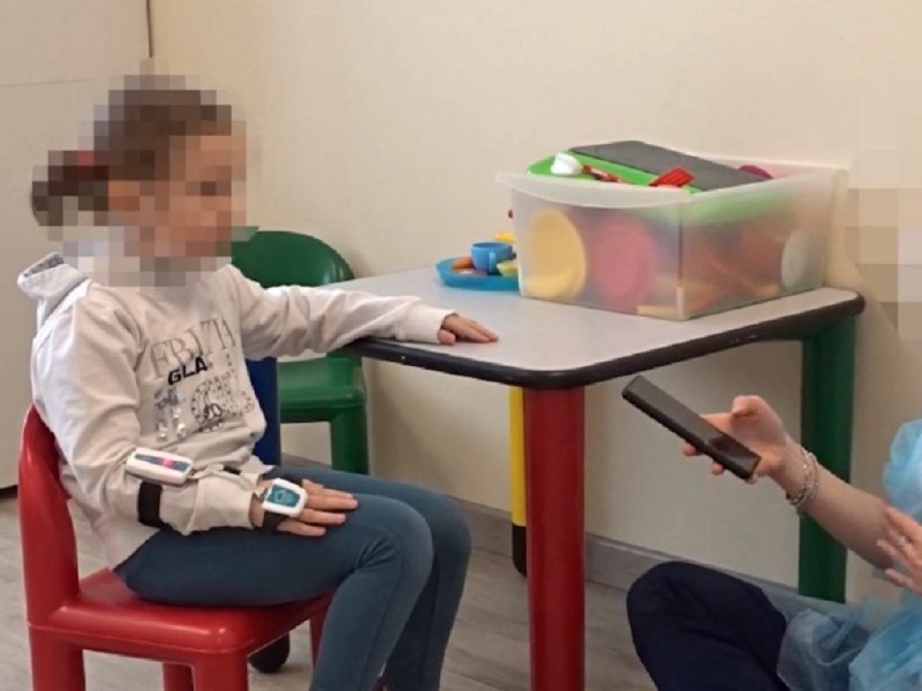 guanto e-glove disturbi del linguaggio