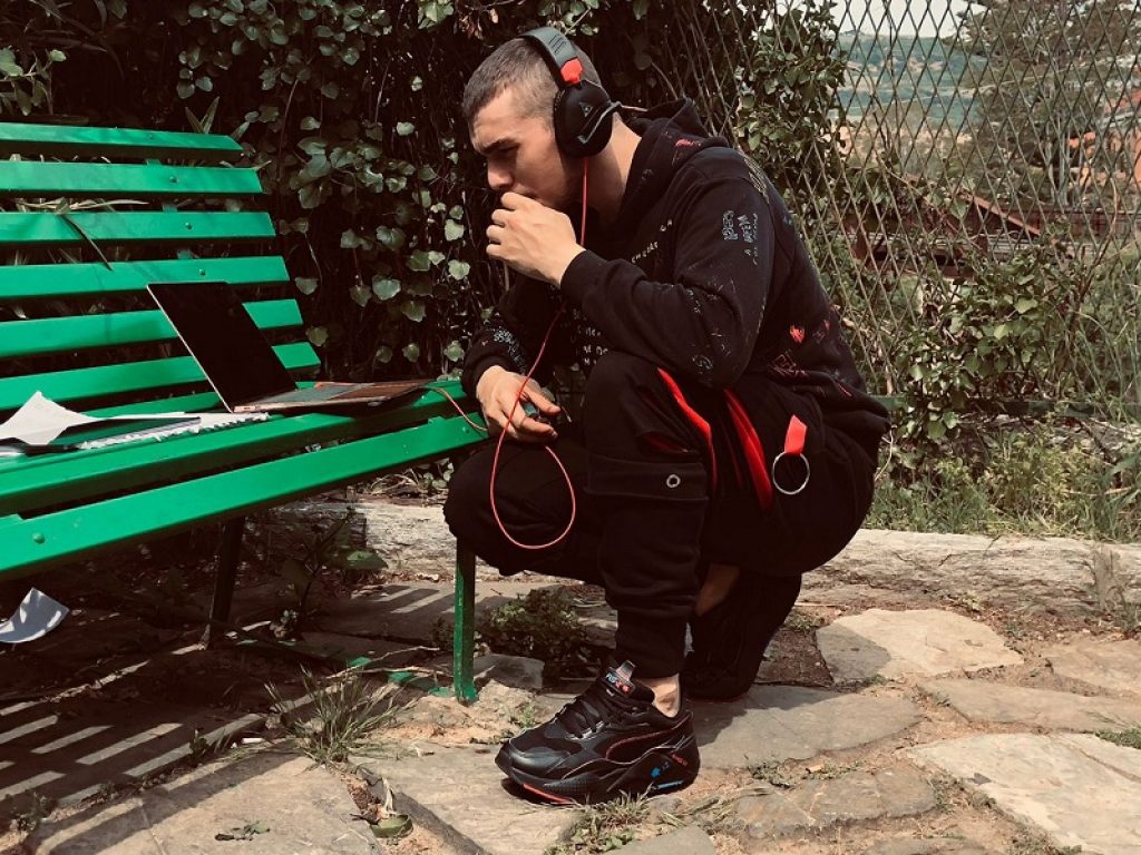 Nicholas arezzi musica