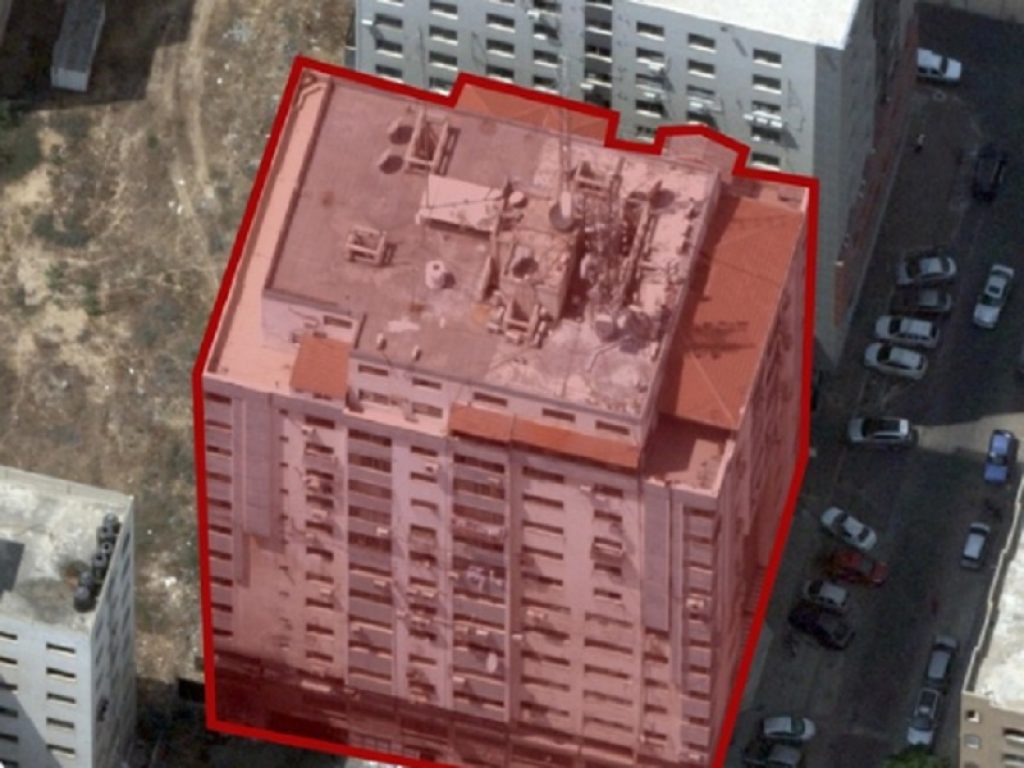 Escalation di violenze in Medio Oriente: Israele bombarda e distrugge palazzo che ospita Al Jaazera e Associated Press. Per l'aviazione israeliana ospitava asset militari di Hamas