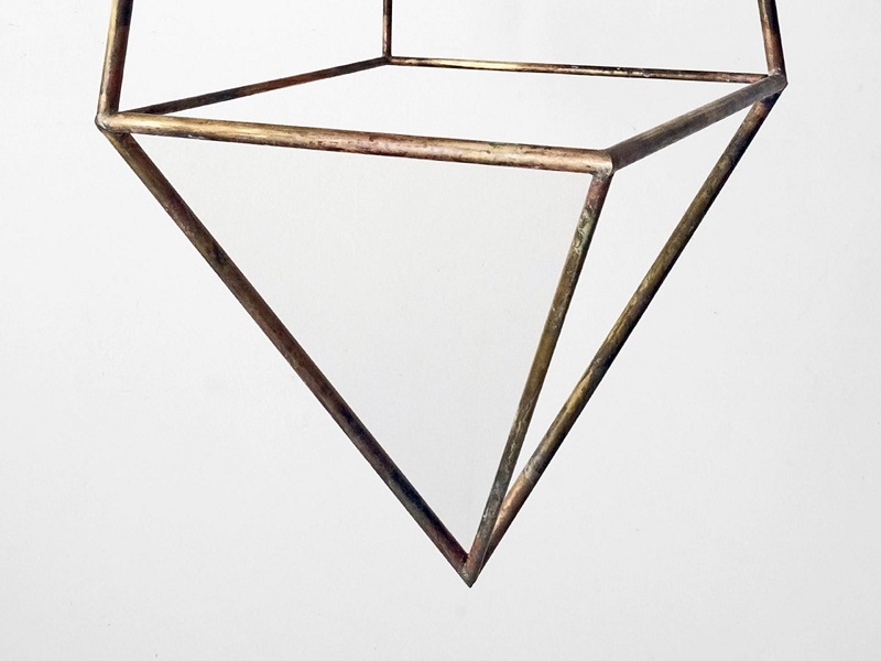 Delphine Valli cosmic attraction