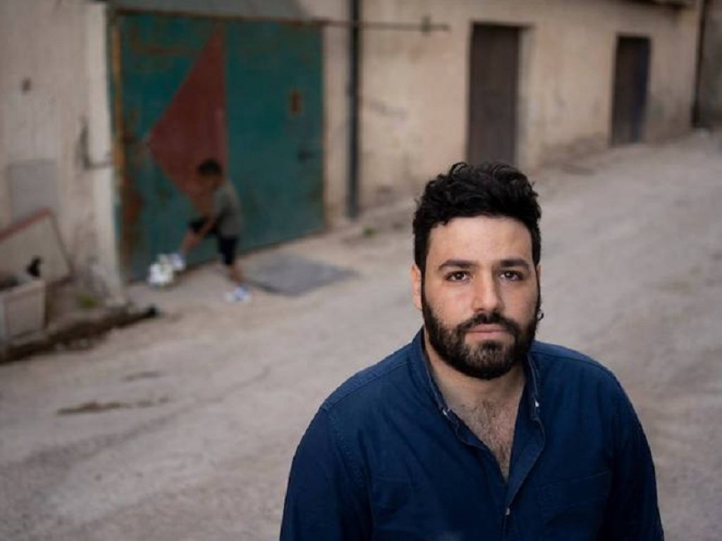 Favola Nera è il nuovo album di Tommaso Primo