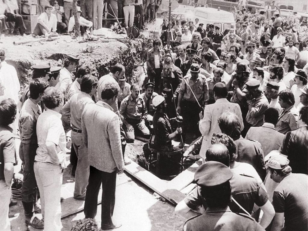 Accadde oggi: il 10 giugno 1981 la tragedia di Vermicino e i disperati tentativi di salvare Alfredo Rampi, 6 anni, caduto in un pozzo artesiano