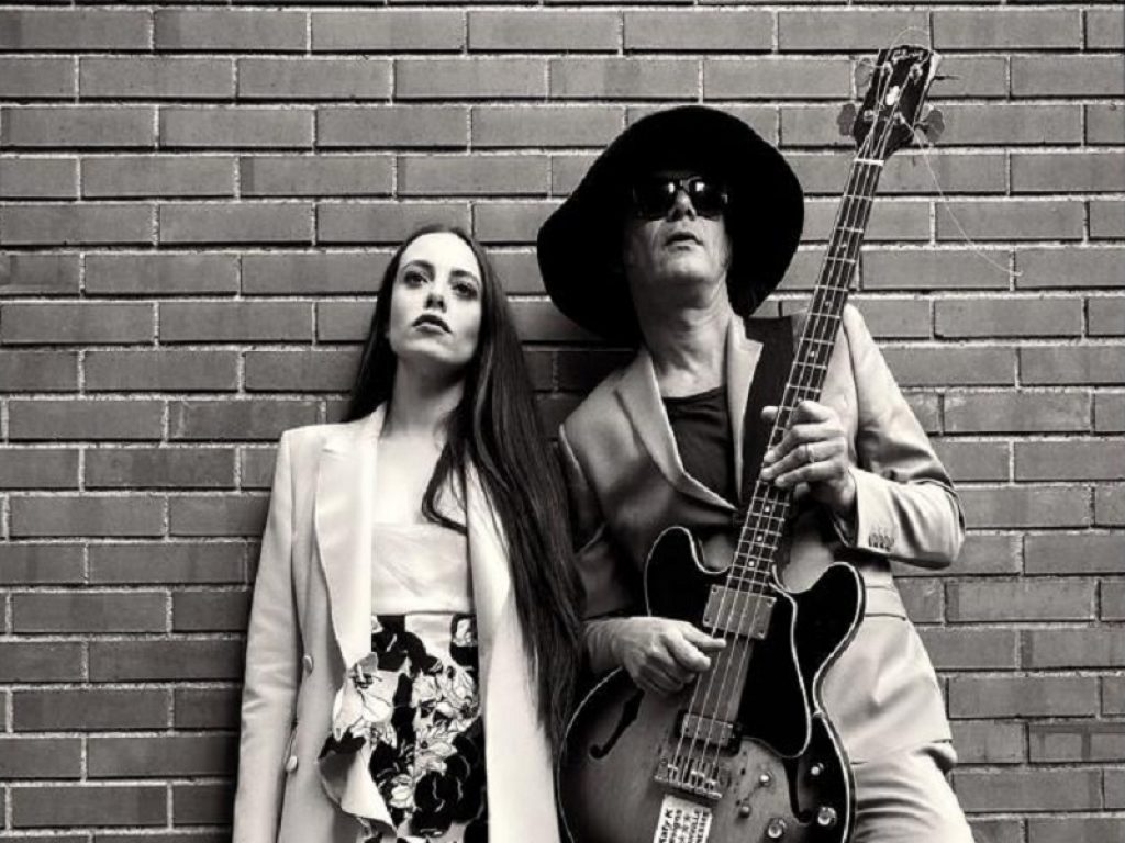 performance di Silvia Bertocchi con Roberto Dell'era