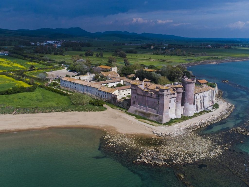 Lazio in Tour: fino al 15 settembre i giovani, dai 16 ai 25 anni, possono spostarsi gratis sui regionali per scoprire le bellezze della regione