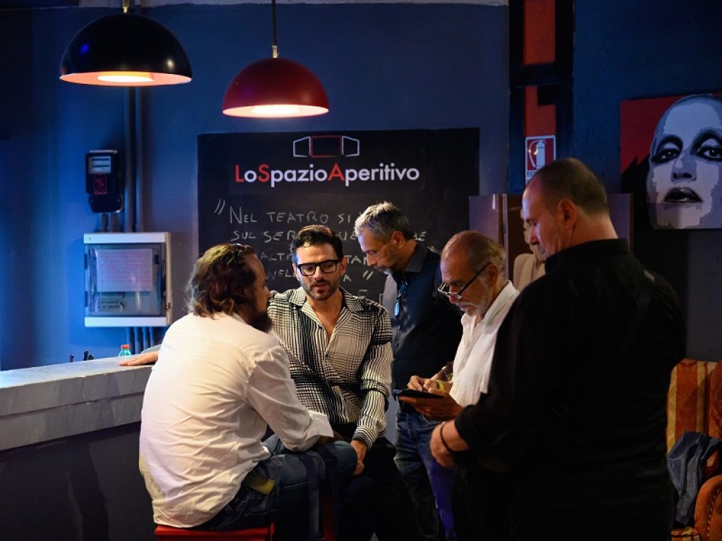 corti teatrali IDEE NELLO SPAZIO