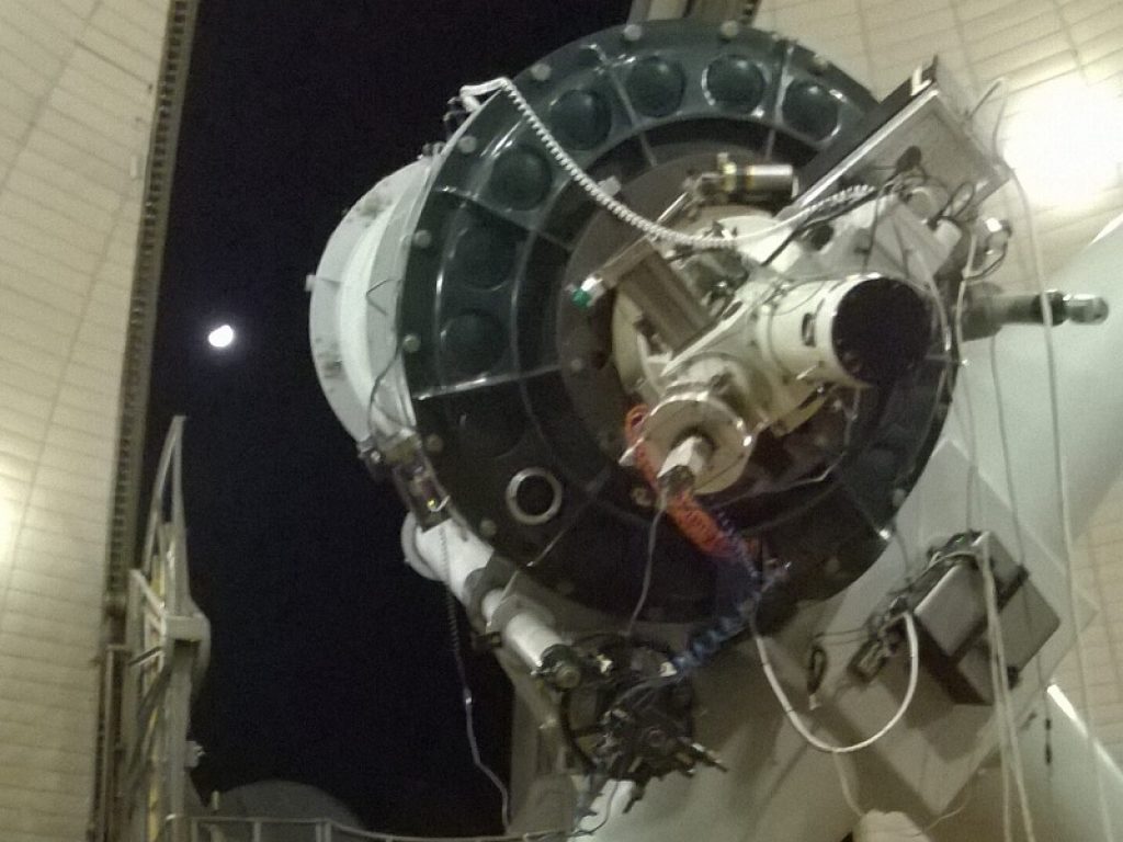 Lo strumento Iqueye (Italian Quantum Eye) montato sul Telescopio Galileo