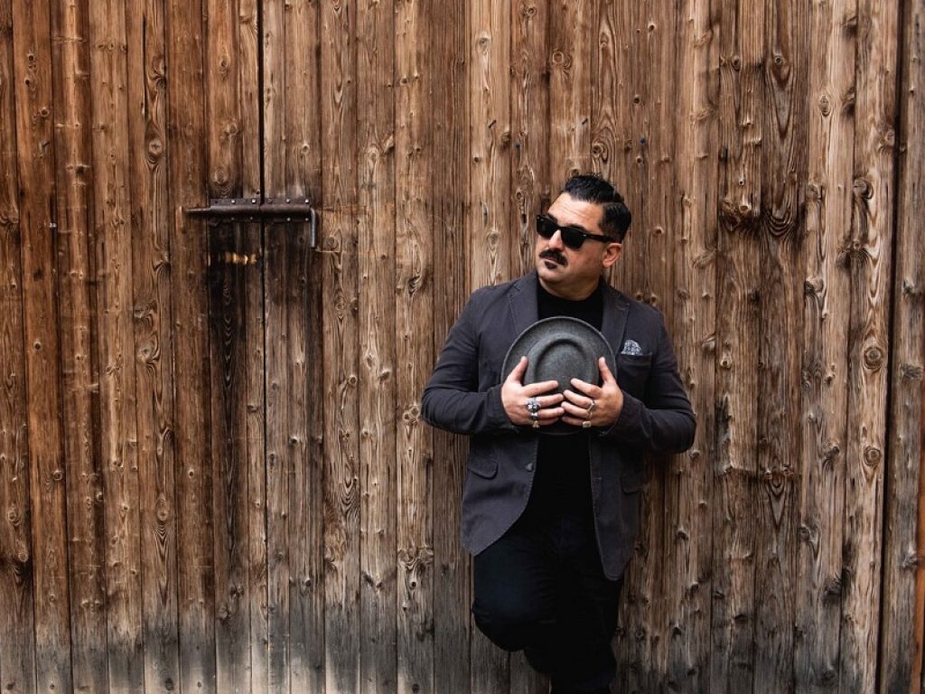 Roy Paci con Etnagigante regala 2 nuove uscite