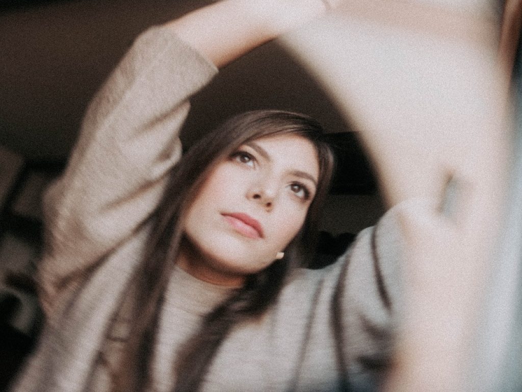 "mano/fronte" è il nuovo singolo di Santimone