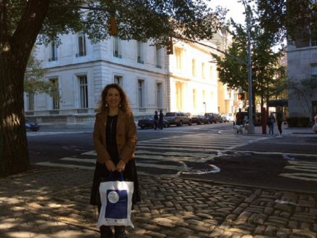 Angela Bellia del Cnr-Ispc ha ricevuto il MCAA Award per il suo impegno nella ricerca e nella comunità scientifica europea