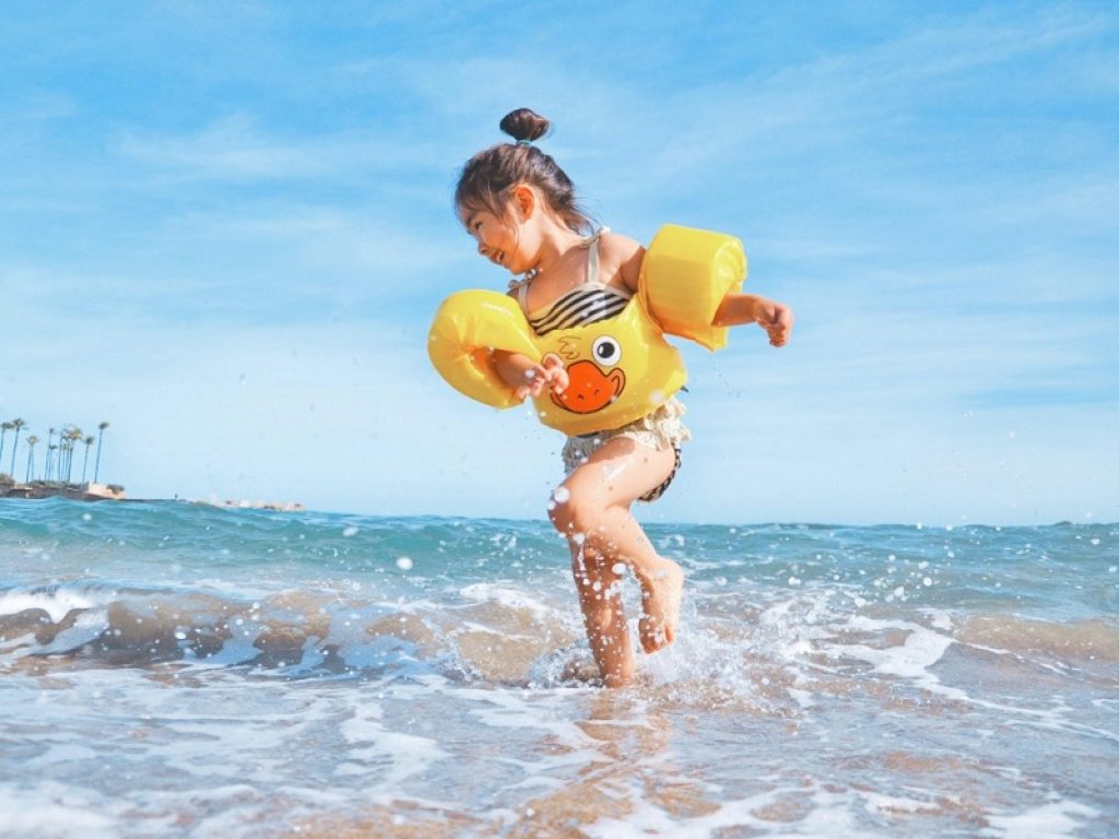 Dal Policlinico di Milano 10 consigli per prevenire il colpo di calore nei bambini: i più esposti sono quelli con età inferiore ai 2 anni