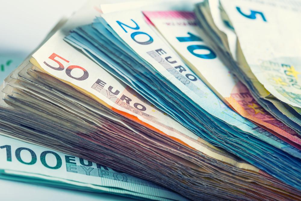 fornitori contante bonus recupero crediti soldi euro esonero contributivo