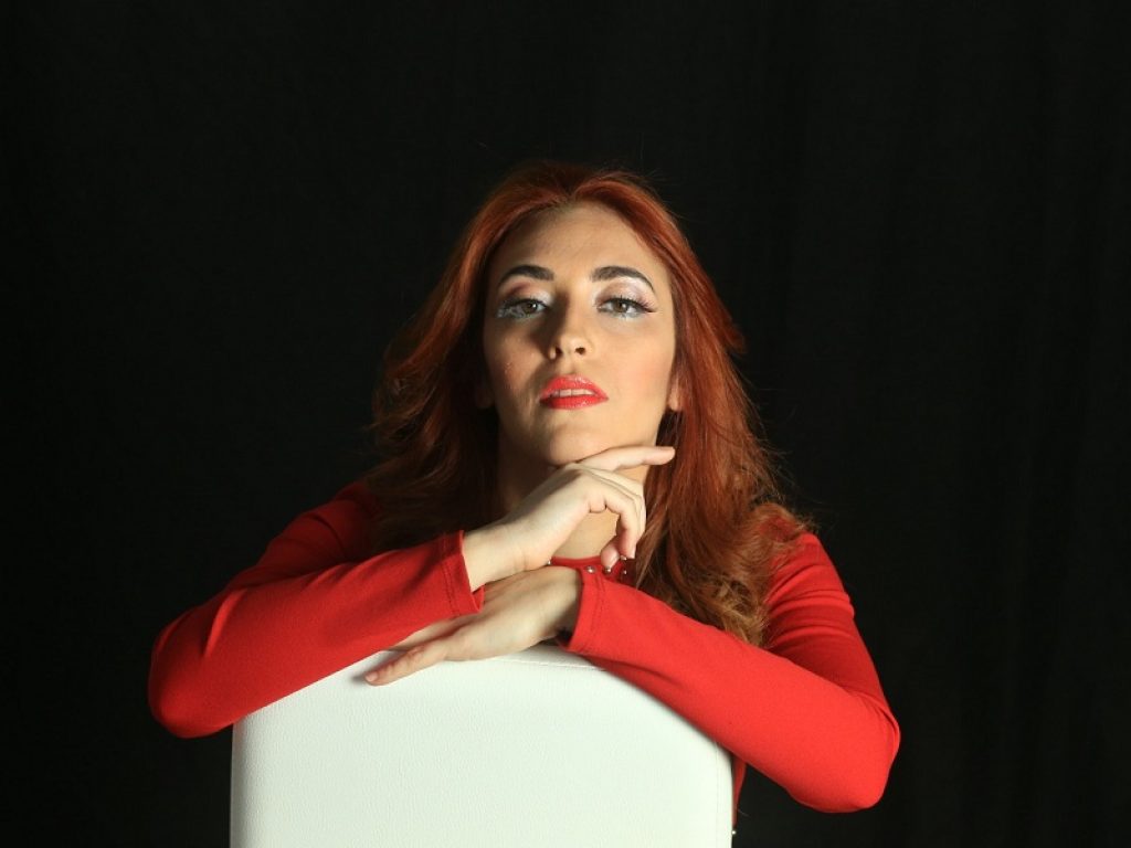 Chiara Barone torna con "Demoni e Santi"