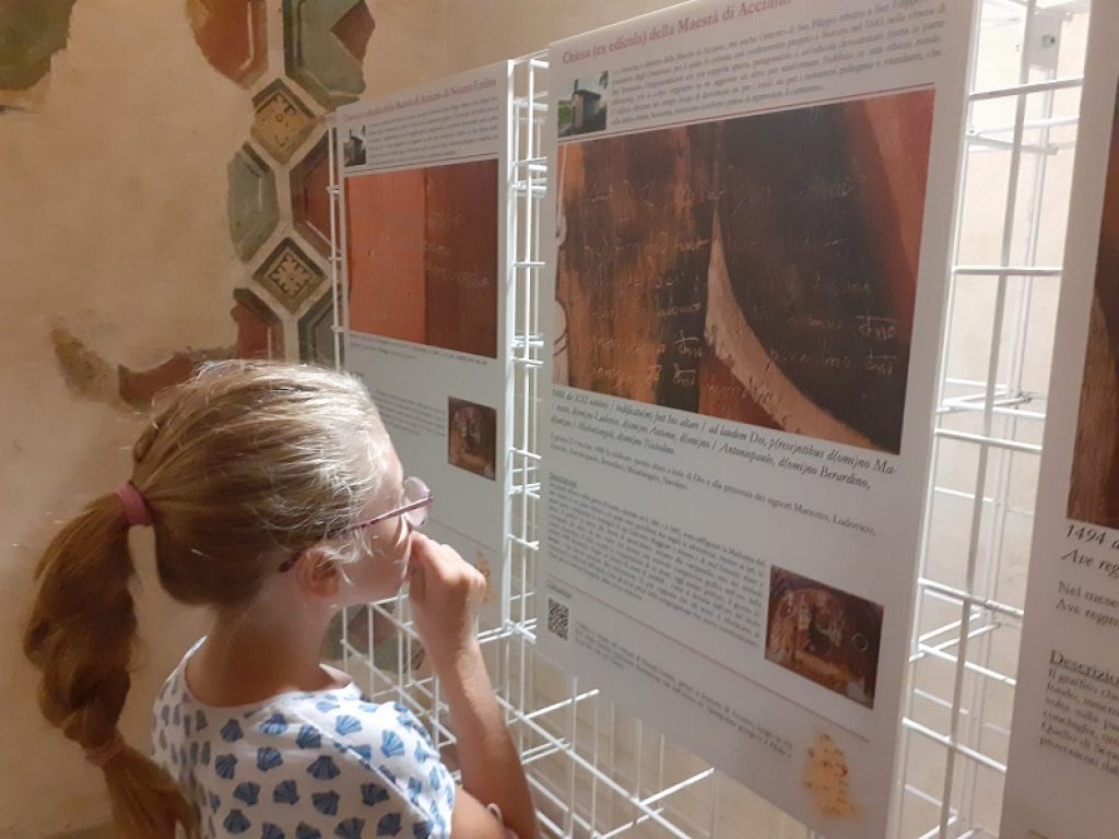 foligno graffiti palazzo trinci