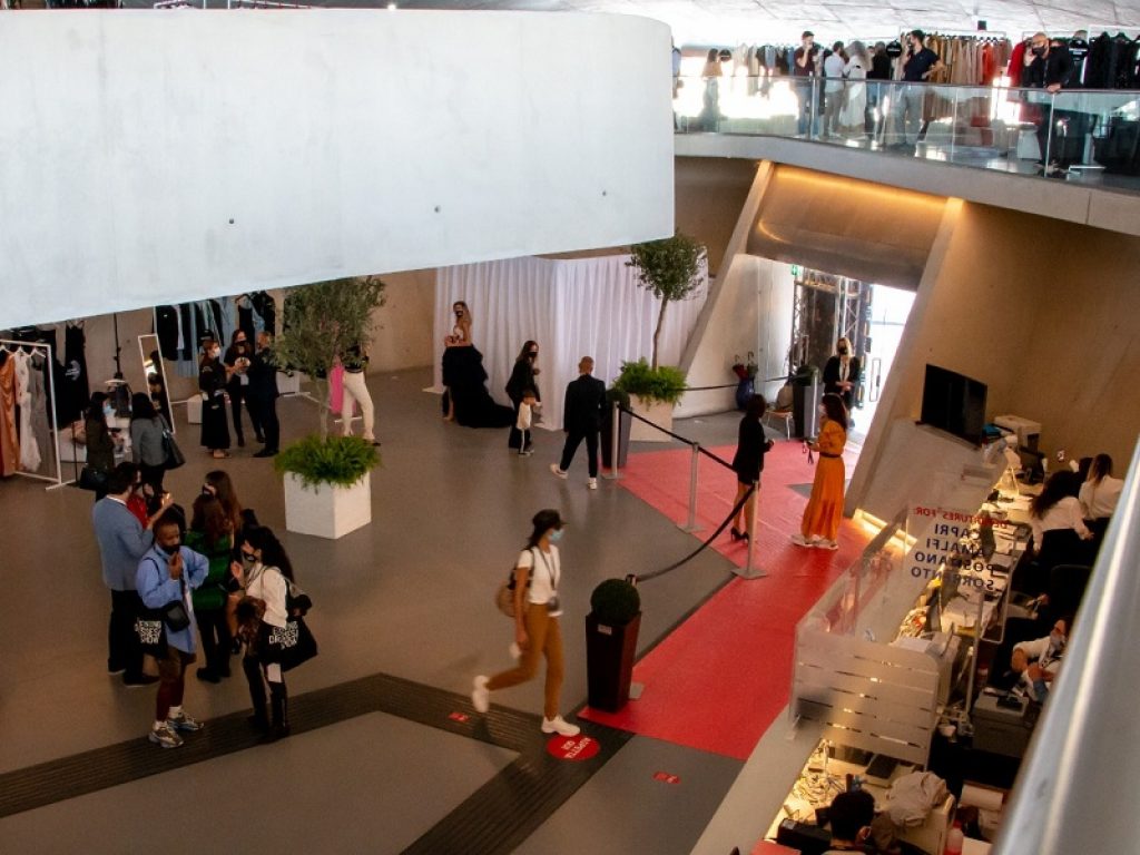 Dall'1 al 3 settembre torna la grande moda a Salerno con EDShow 2021. Occhio alla moda muslim, ecco tutto il programma della manifestazione