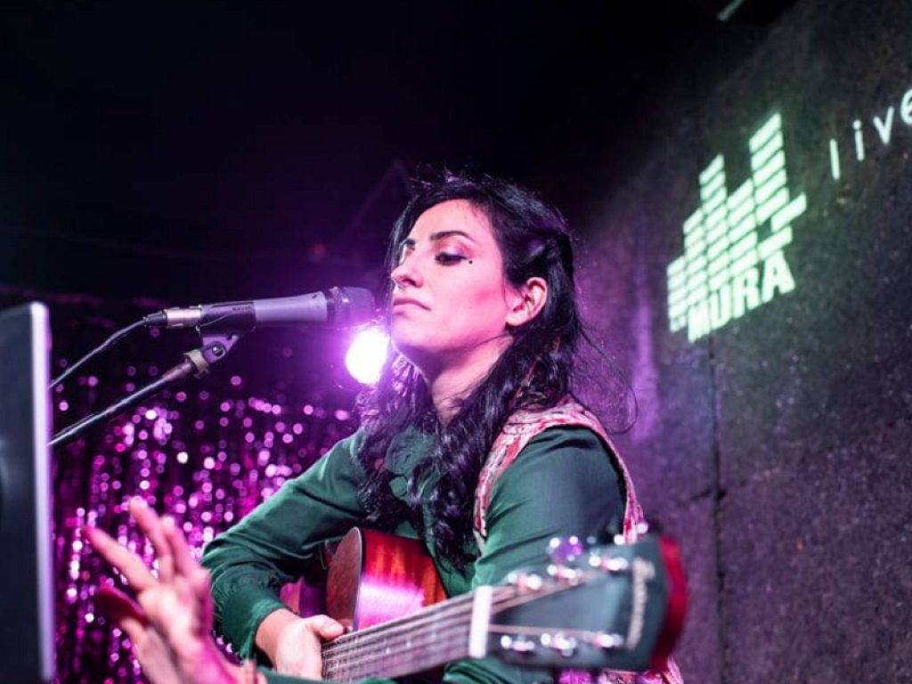 Al Giardino di Largo Venue a Roma stasera la finale della prima edizione di Lunatika, il contest musicale tutto al femminile