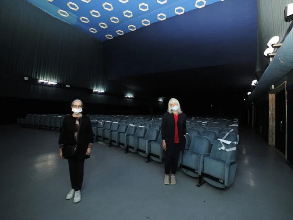 Il Comitato tecnico scientifico dice sì all’aumento della capienza in stadi, cinema e teatri. SIAE infuriata: decisioni insufficienti e immotivate