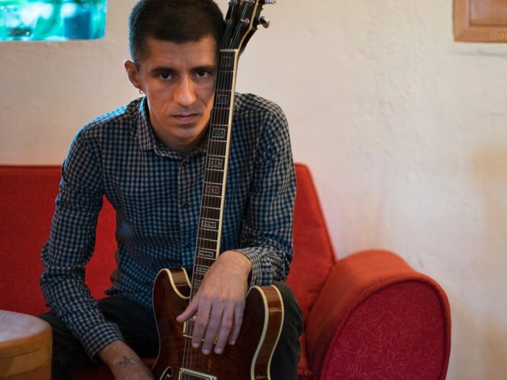 "La Valigia dei Sogni" è il nuovo disco del chitarrista Daniele Morelli