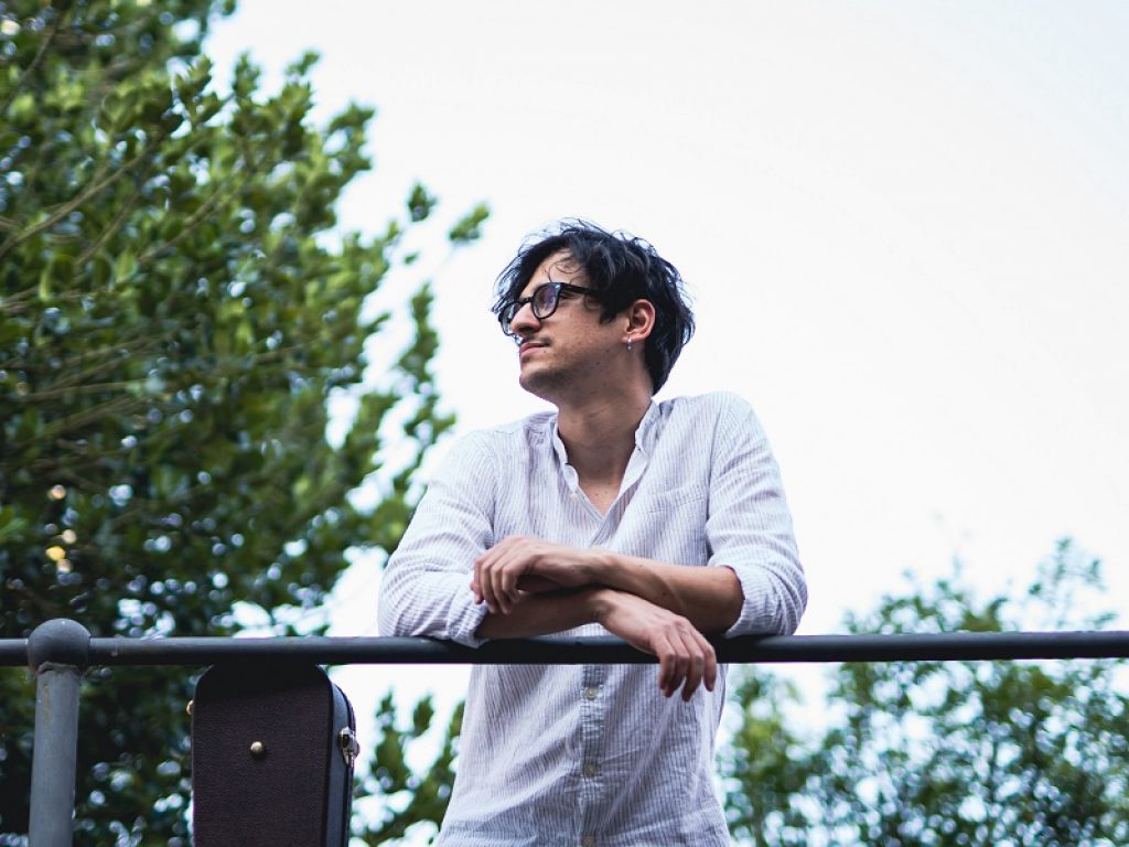 "Quel CD dei National" è la nuova canzone di Filippo D'Erasmo