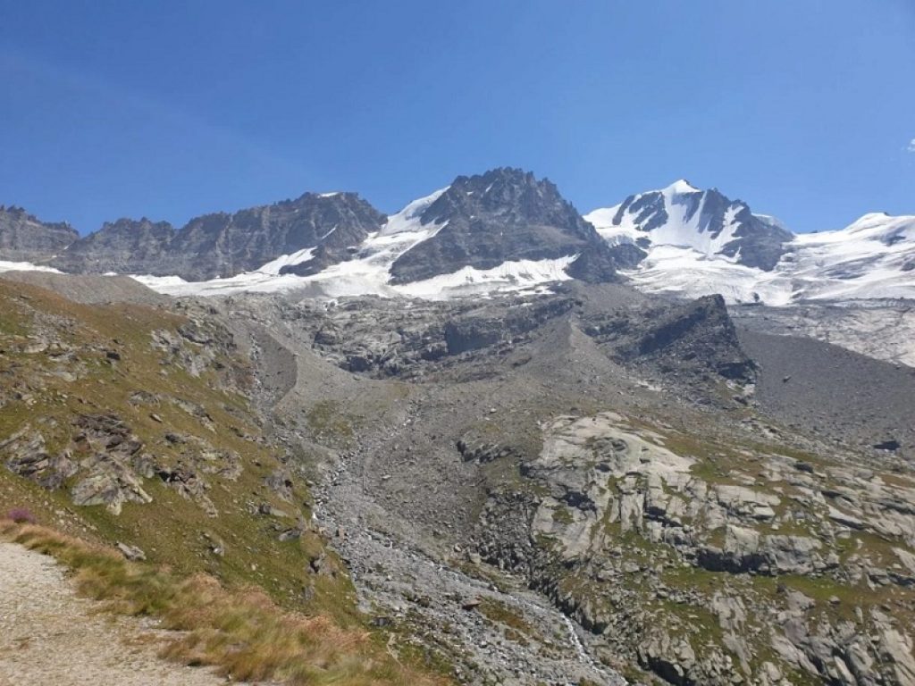 Il ghiacciaio del Gran Paradiso continua ad arretrare