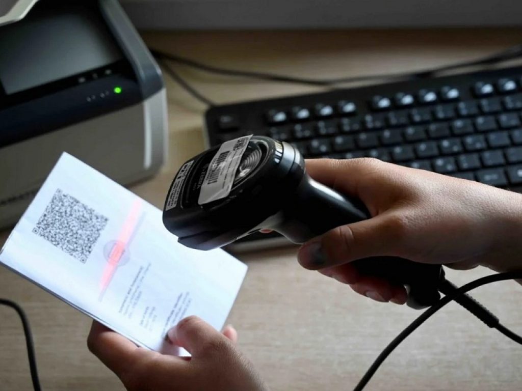 Super Green Pass in vigore dal 6 dicembre al 15 gennaio anche in zona bianca: niente più ristorante, cinema, teatro e palestra per chi non è vaccinato