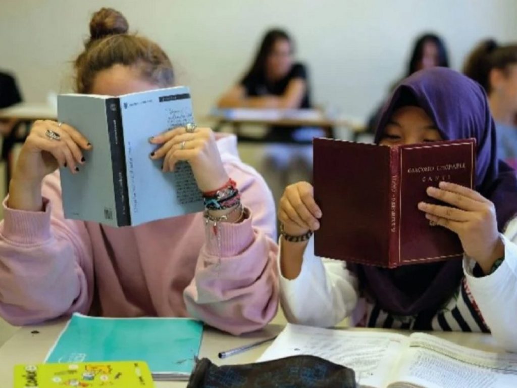 Studiare all'estero: aperte le selezioni Intercultura