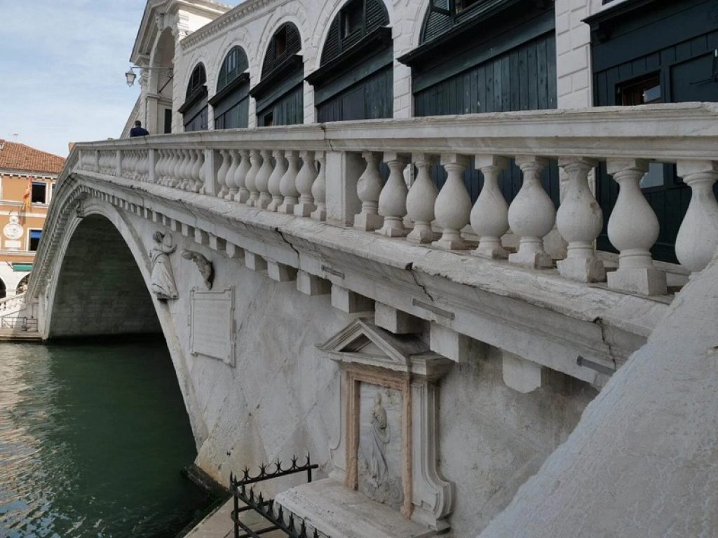 ponte di rialto venezia