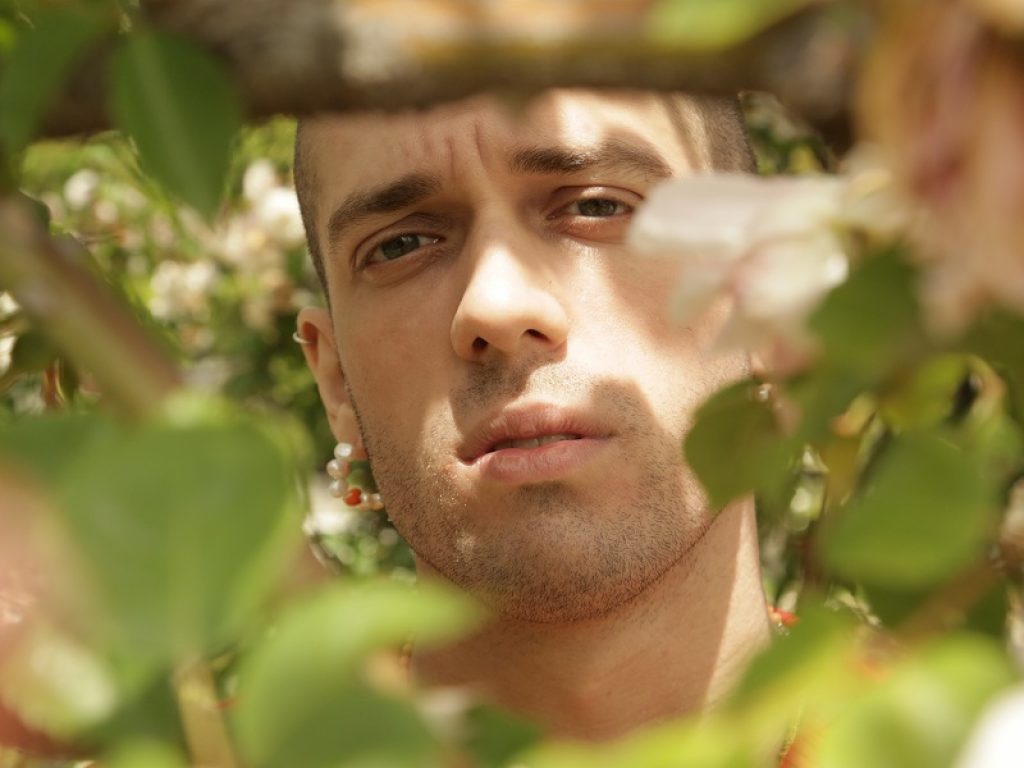 Estate è il nuovo singolo di Tigri