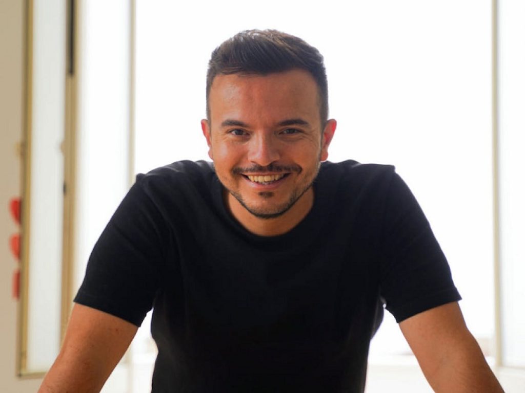 Musical: al Teatro Augusteo di Napoli, Andrea Sannino, nel ruolo di Carosone, sarà protagonista con lo spettacolo “Carosone, l’americano di Napoli”