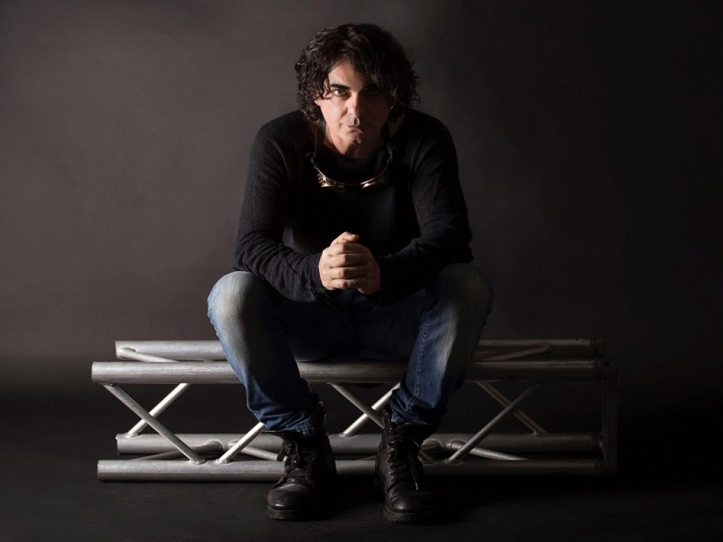 Vincenzo Incenzo online con il brano "Pornocrazia"