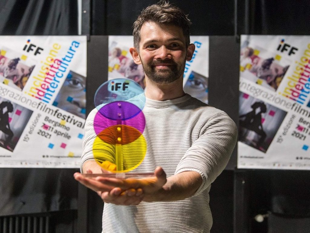 Aperte le iscrizioni all’edizione 2022 di IFF – Integrazione Film Festival che si svolgerà a Bergamo e Sarnico da martedì 10 a sabato 14 maggio 2022