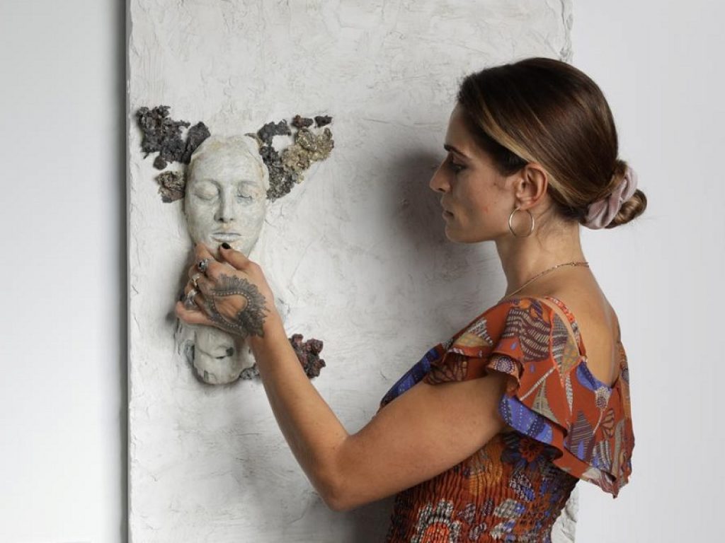 La "Pina Nera" di Valentina Lucarini Orejon esposta a Dubai