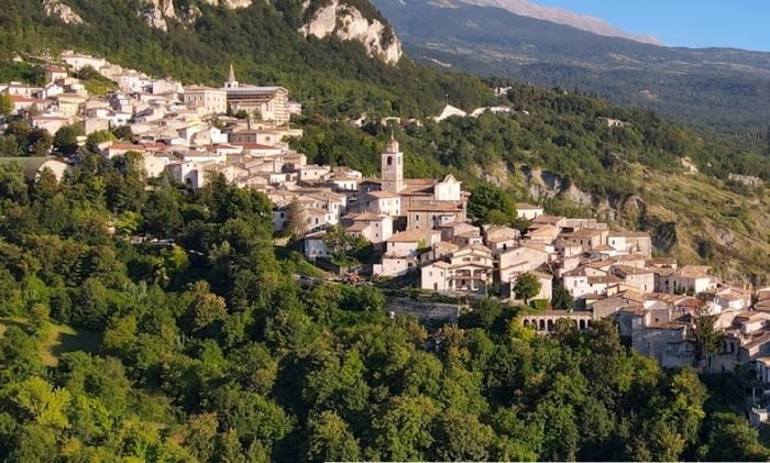 Nel 2022 il Festival dei borghi più belli d’Italia si terrà in Abruzzo: Abbateggio e Caramanico Terme saranno il cuore della manifestazione che coinvolgerà tutta la regione