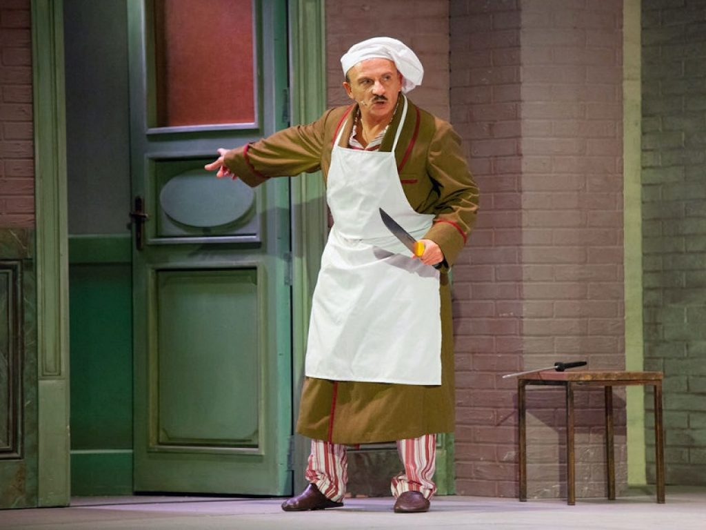 Carlo Buccirosso torna in scena al Teatro Augusteo