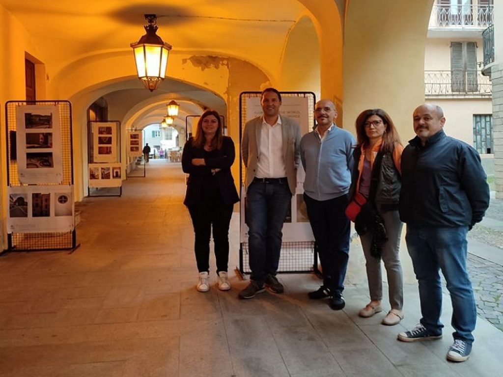 Florence in the World