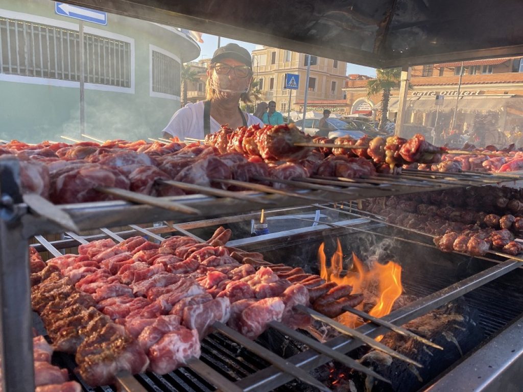 I professionisti dello Street Food sono pronti a fare il salto di qualità, unendosi in un’associazione di categoria, l'Associazione Italiana Ristoratori di Strada