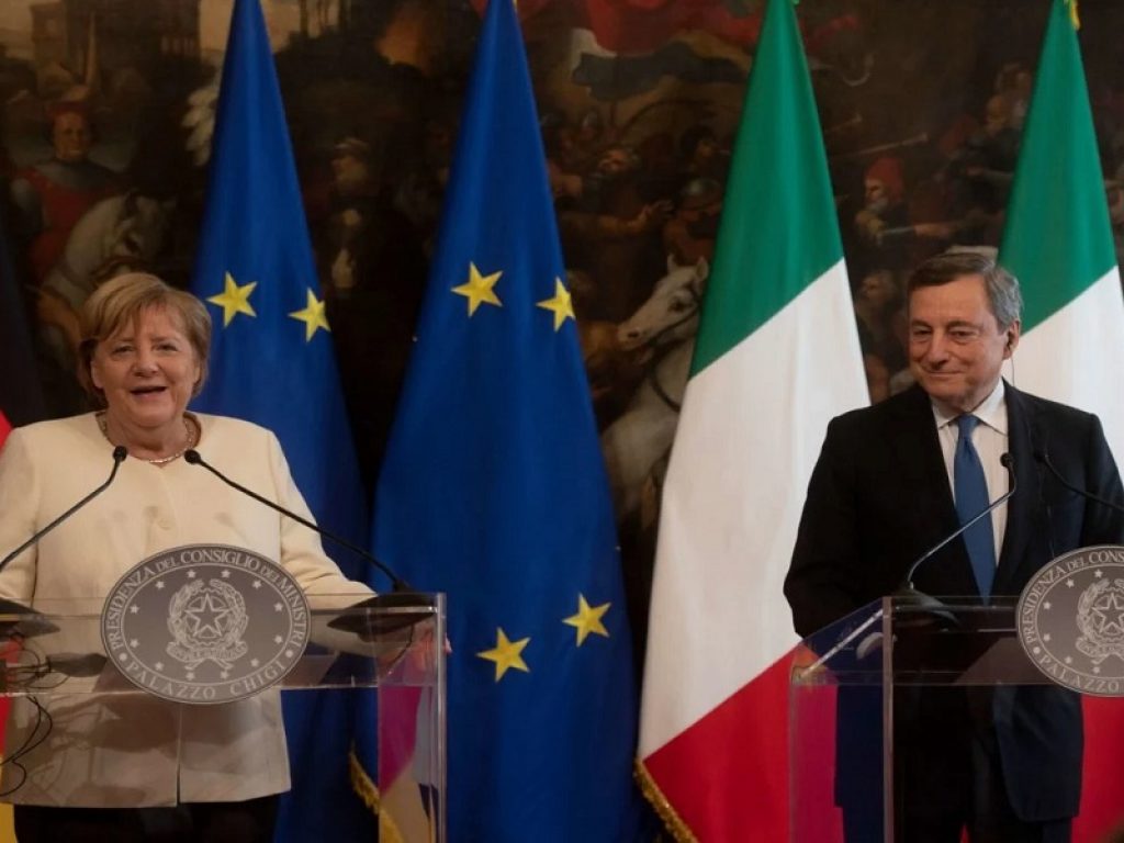 La Merkel in Italia da Draghi: ultima visita da Cancelliera