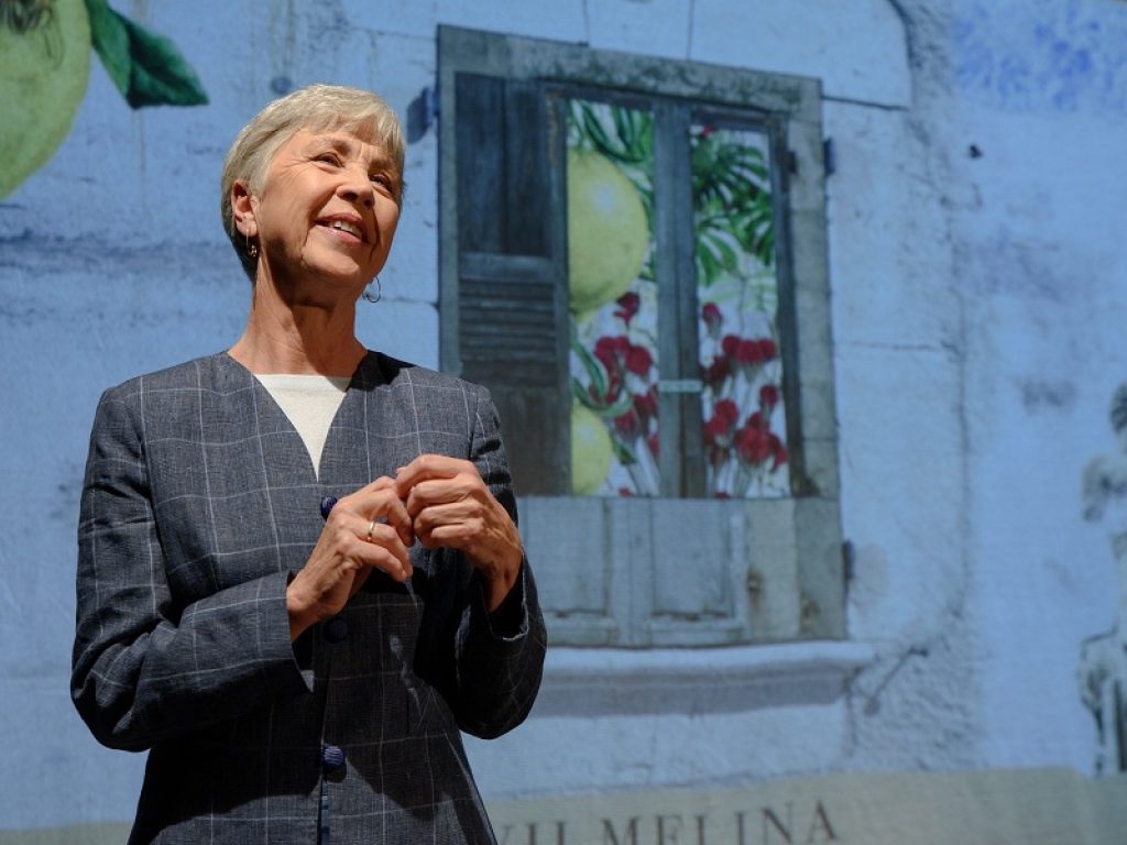 Ottavia Piccolo è Elda Pucci in Cosa Nostra spiegata ai bambini